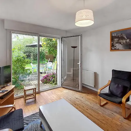度假居 Stunning In Saint-nazaire With Wifi *